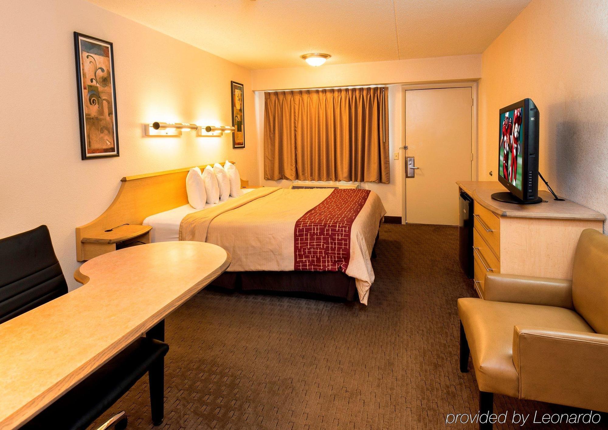 Red Roof Inn Detroit-Rochester Hills/ Auburn Hills מראה חיצוני תמונה