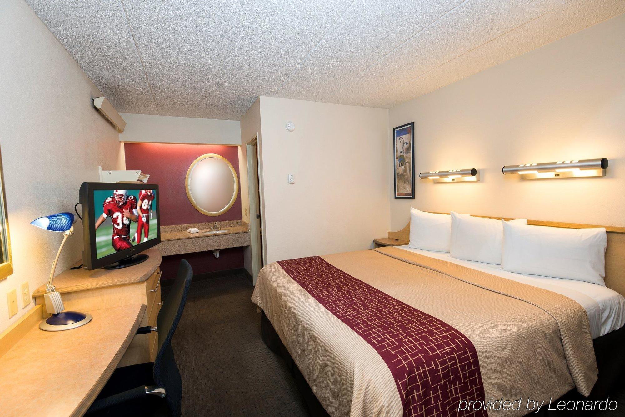 Red Roof Inn Detroit-Rochester Hills/ Auburn Hills מראה חיצוני תמונה